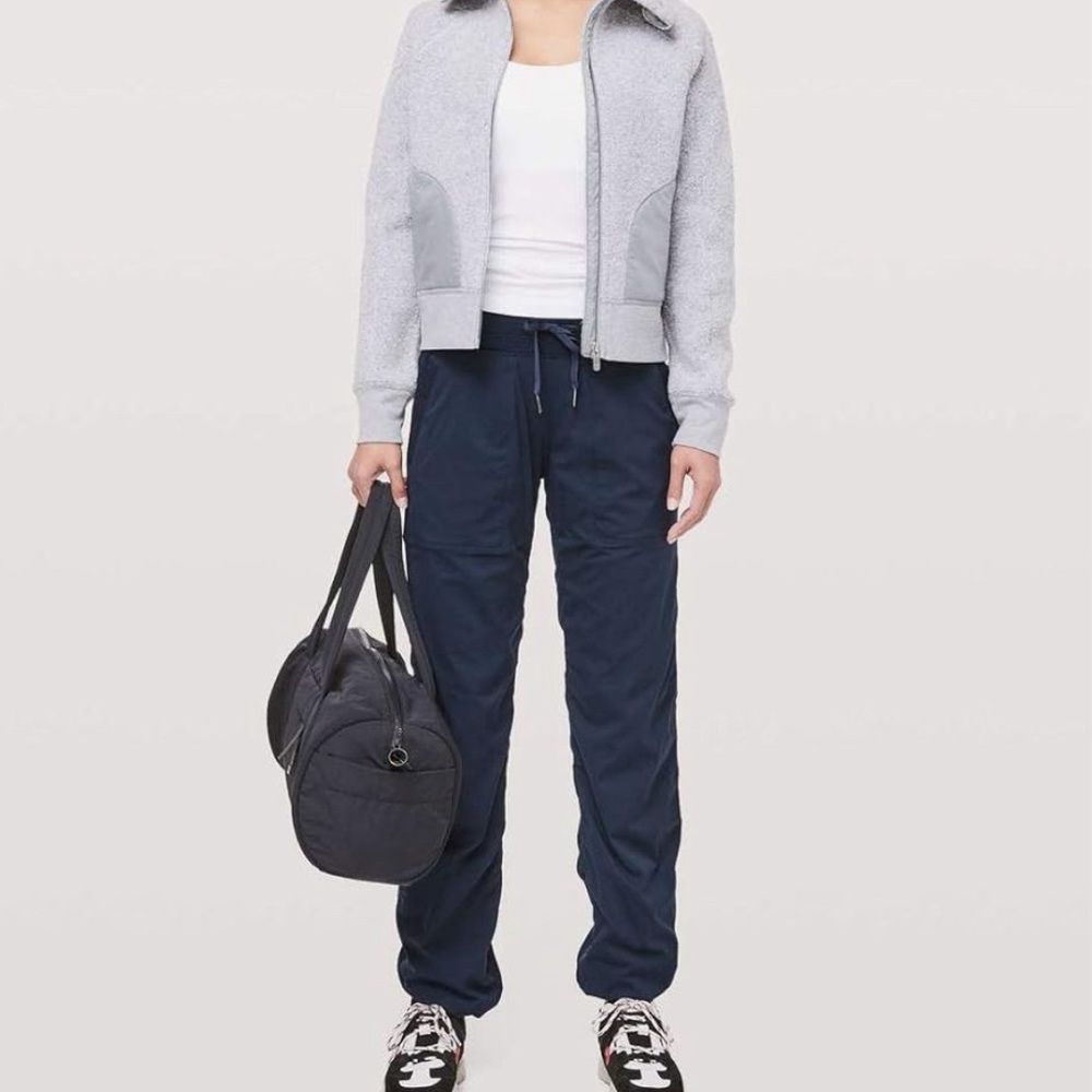 Lululemon Dance Studio Pant III NOCTURNAL Size 10 BNWT